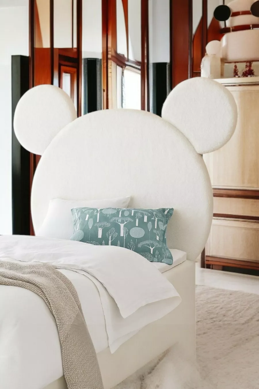 Tête de lit, peluche blanche, tête de lit simple avec coffre, tête de lit en peluche Mickey Mouse