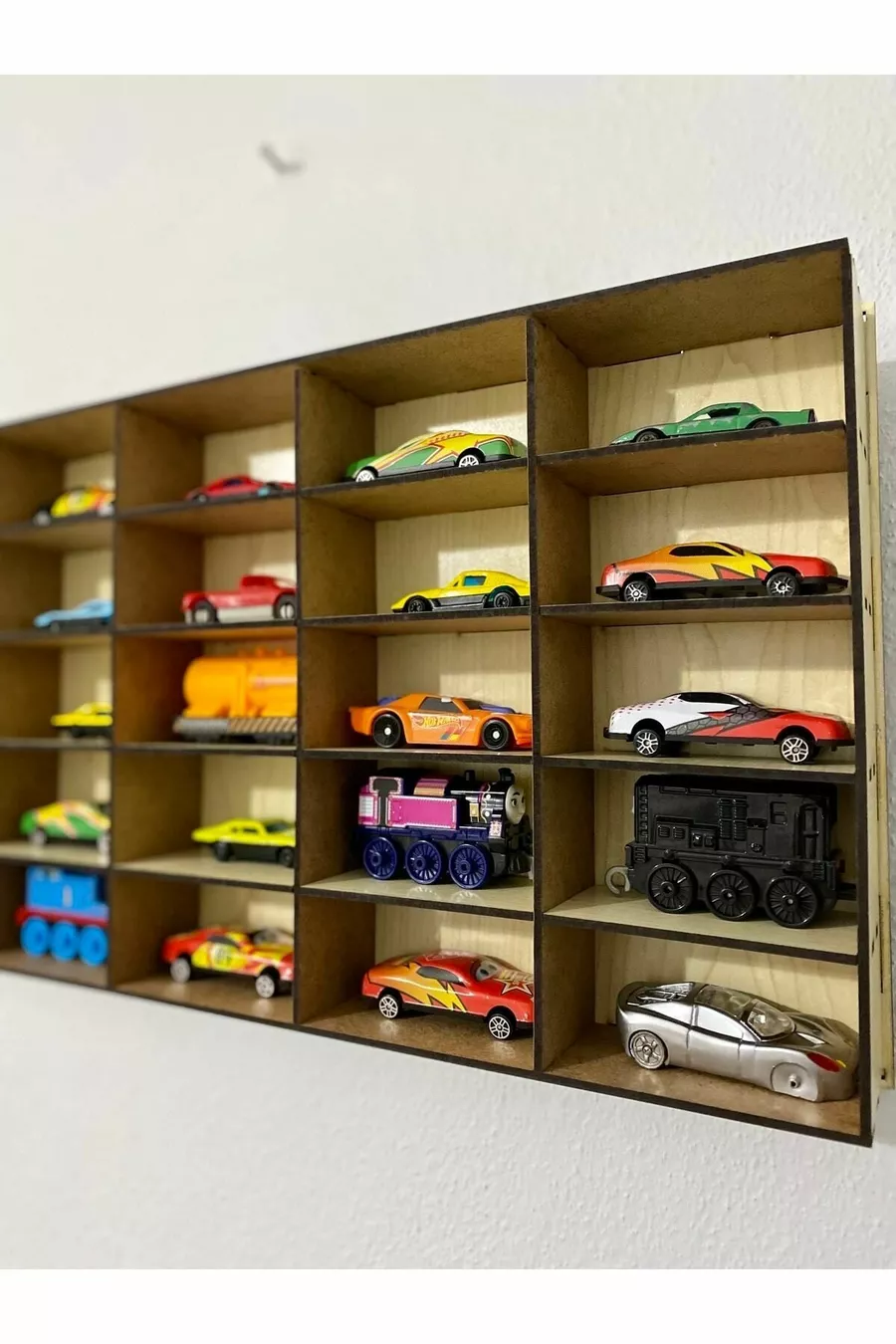 Étagère de voiture pour chambre d'enfant Montessori