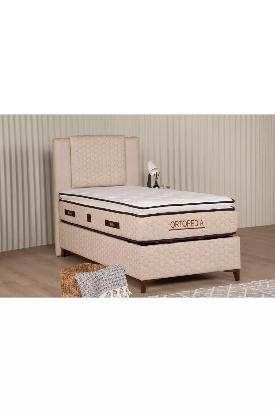 Orthopédie Lit orthopédique avec matelas à ressorts et coussin (CADRE ET TÊTE DE LIT NON INCLUS)