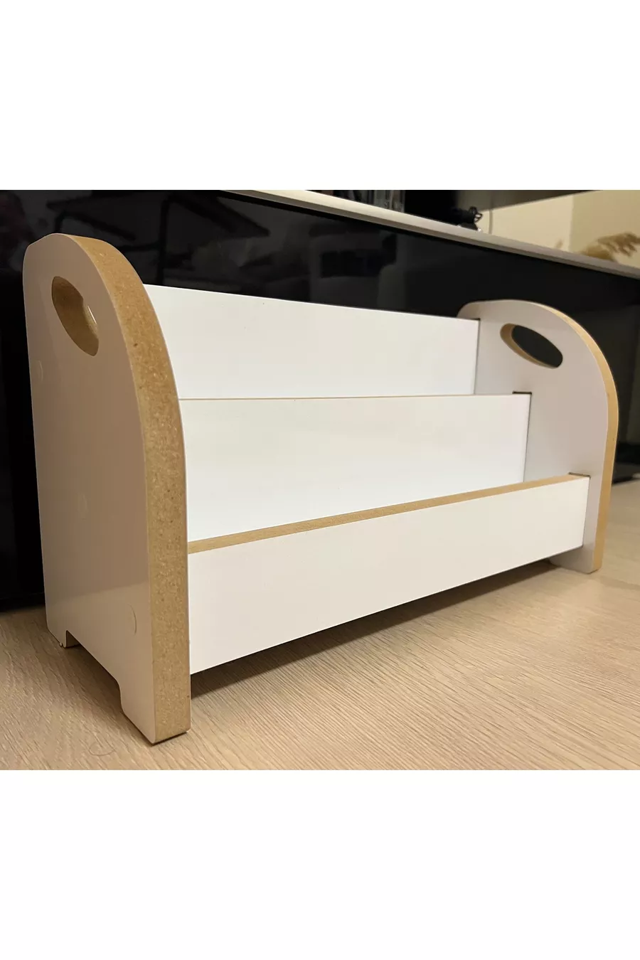 Bibliothèque Montessori en bois, très pratique