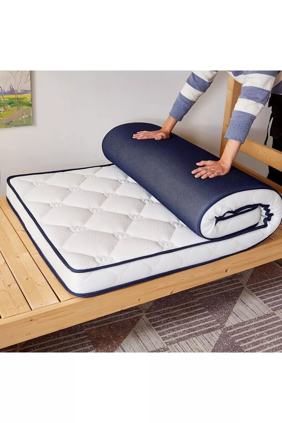 Lit pliant simple fonctionnel et portable cm