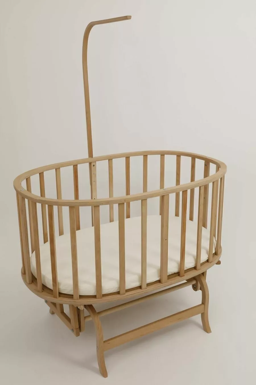Berceau Amedan Beige avec Parure de Lit en Dentelle Française en Bois Massif