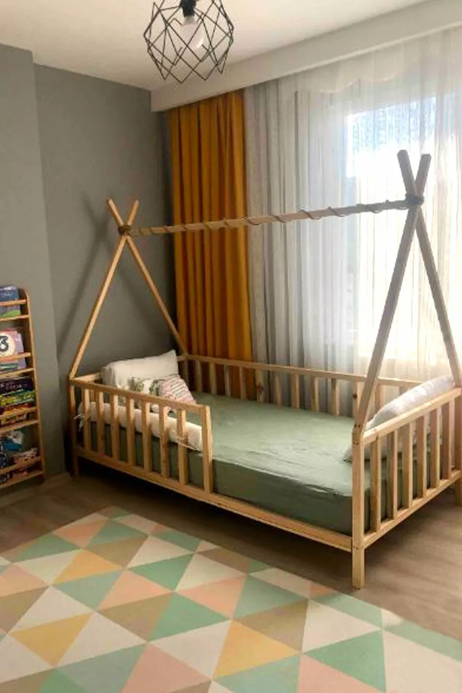 Lit Montessori pour bébé et enfant unisexe en bois naturel