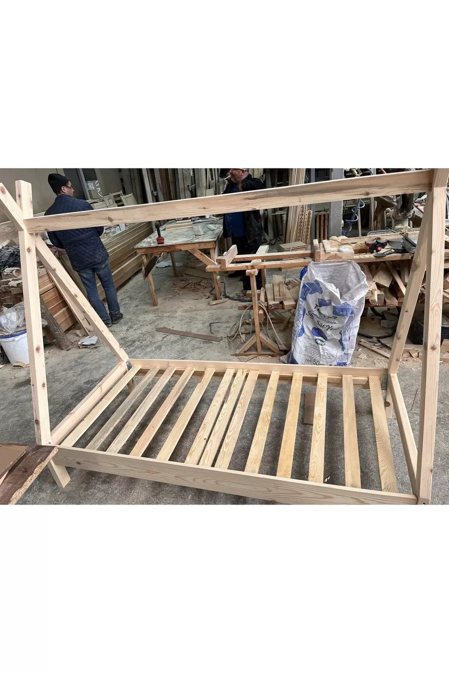 Lit en bois Montessori Deın