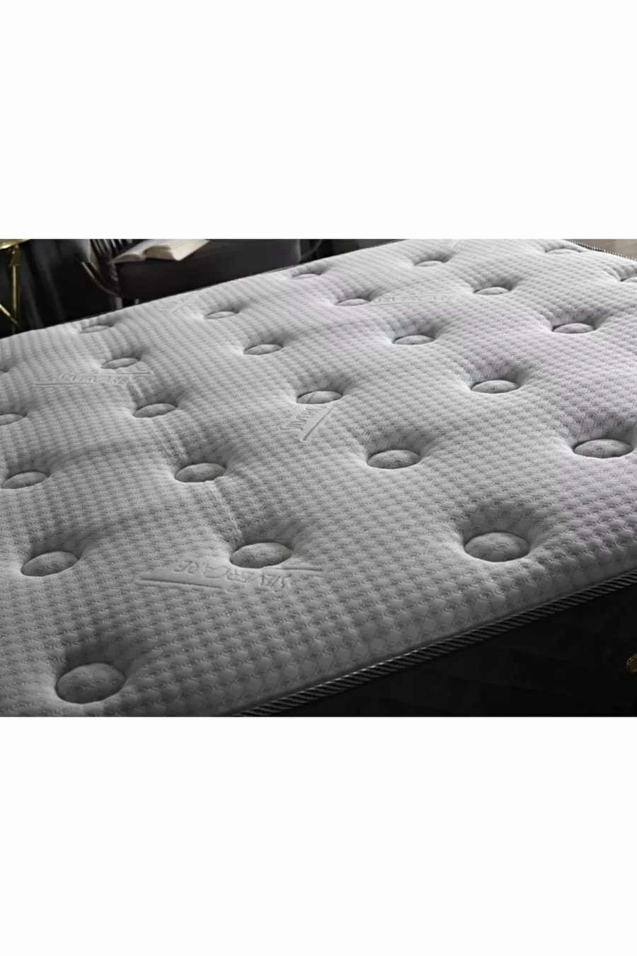 Ensemble de tête de lit et sommier avec système de ressorts dynamique argenté