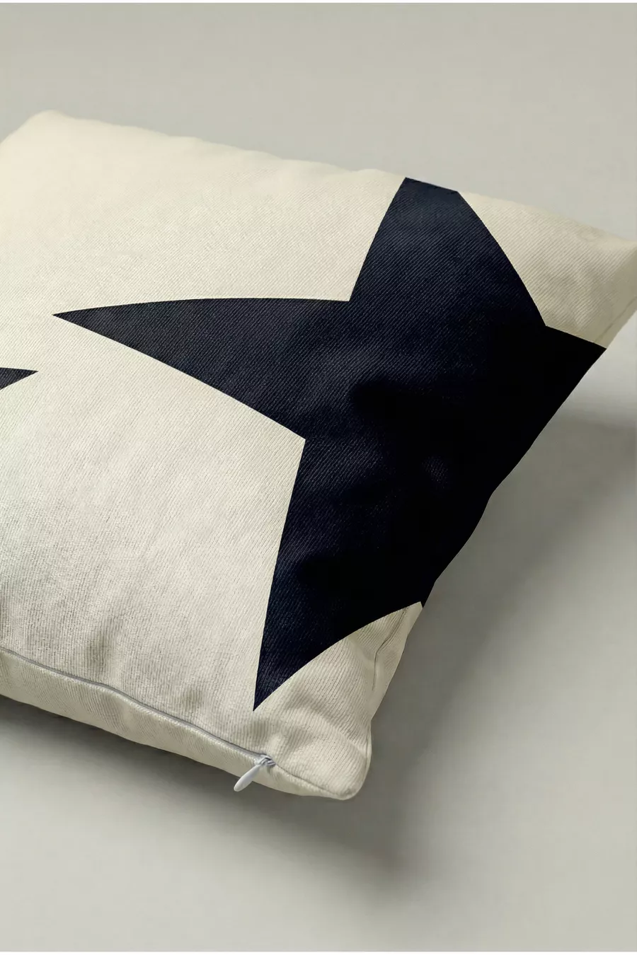 Housse de coussin décorative moderne à motif contrasté noir  –  cm