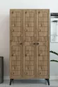 Armoire à vêtements Atlas à 3 portes et modèle de garde-robe rayé