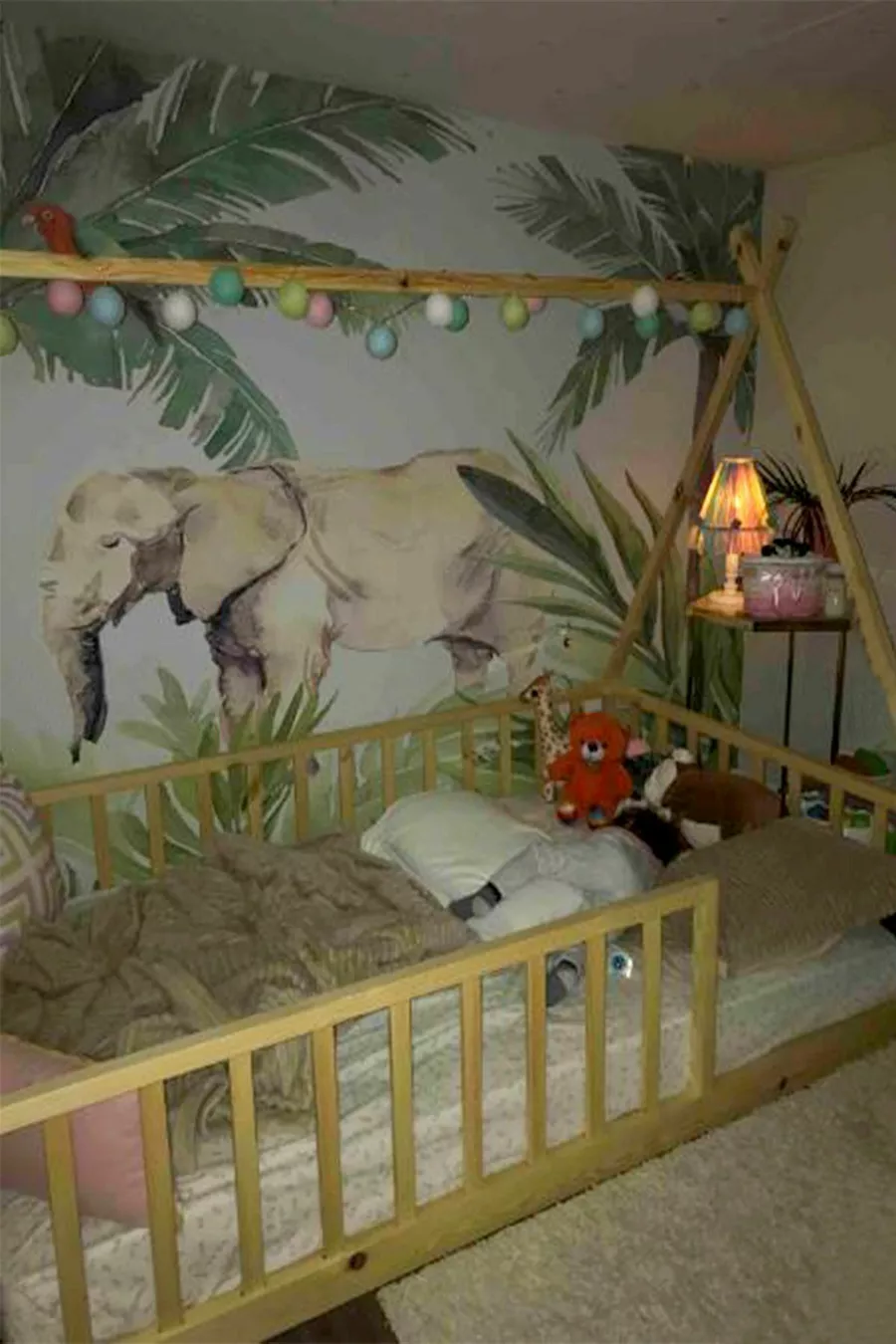 – Lit Montessori pour bébé et enfant Unisexe en bois naturel