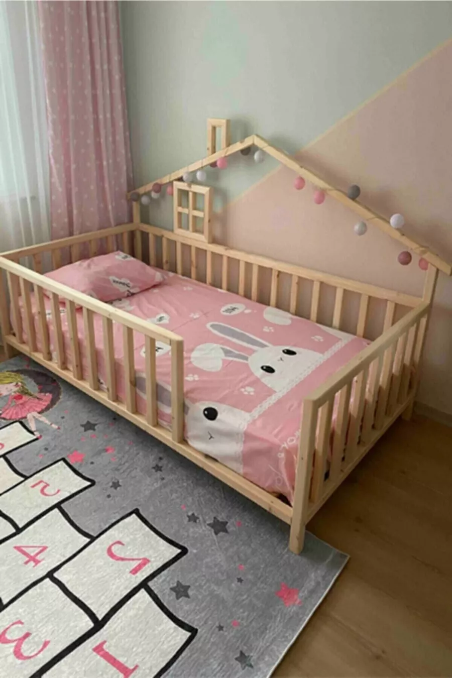 Lit Montessori pour bébé et enfant Masal Model en bois naturel