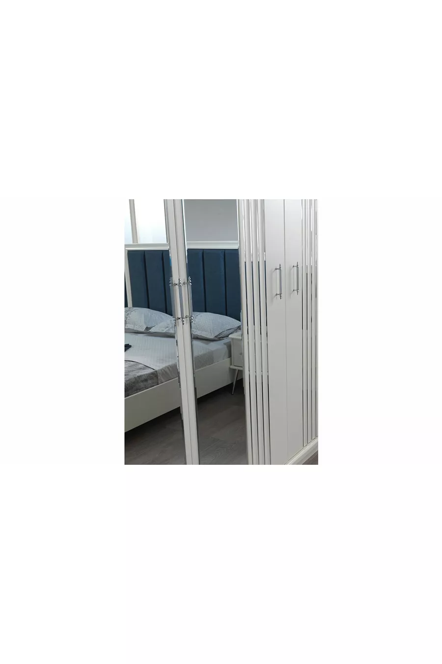 Ensemble de chambre à coucher Erva à base de MDF