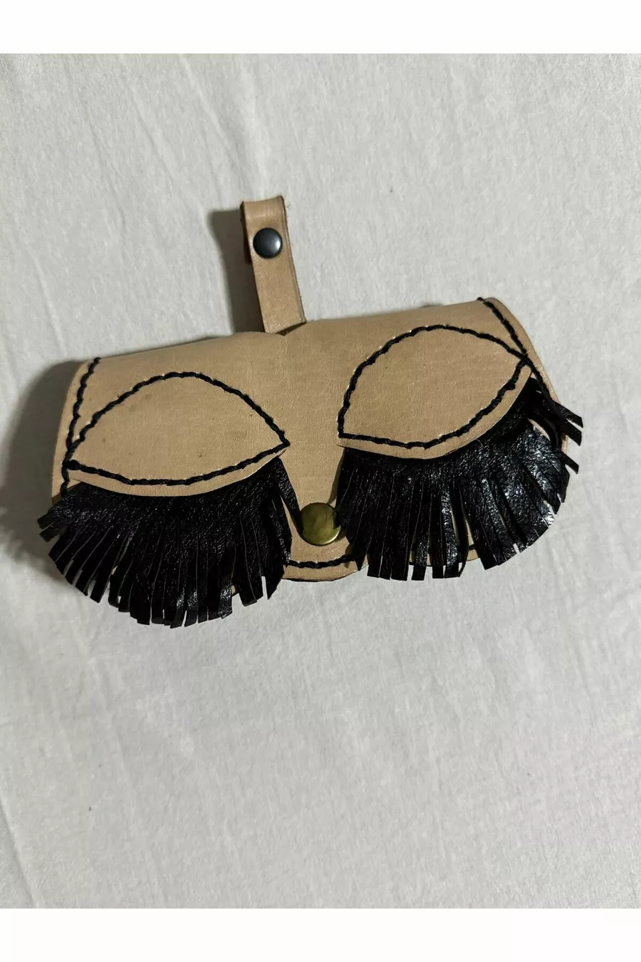 Étui à lunettes en cuir véritable fait main, design spécial avec motif élégant