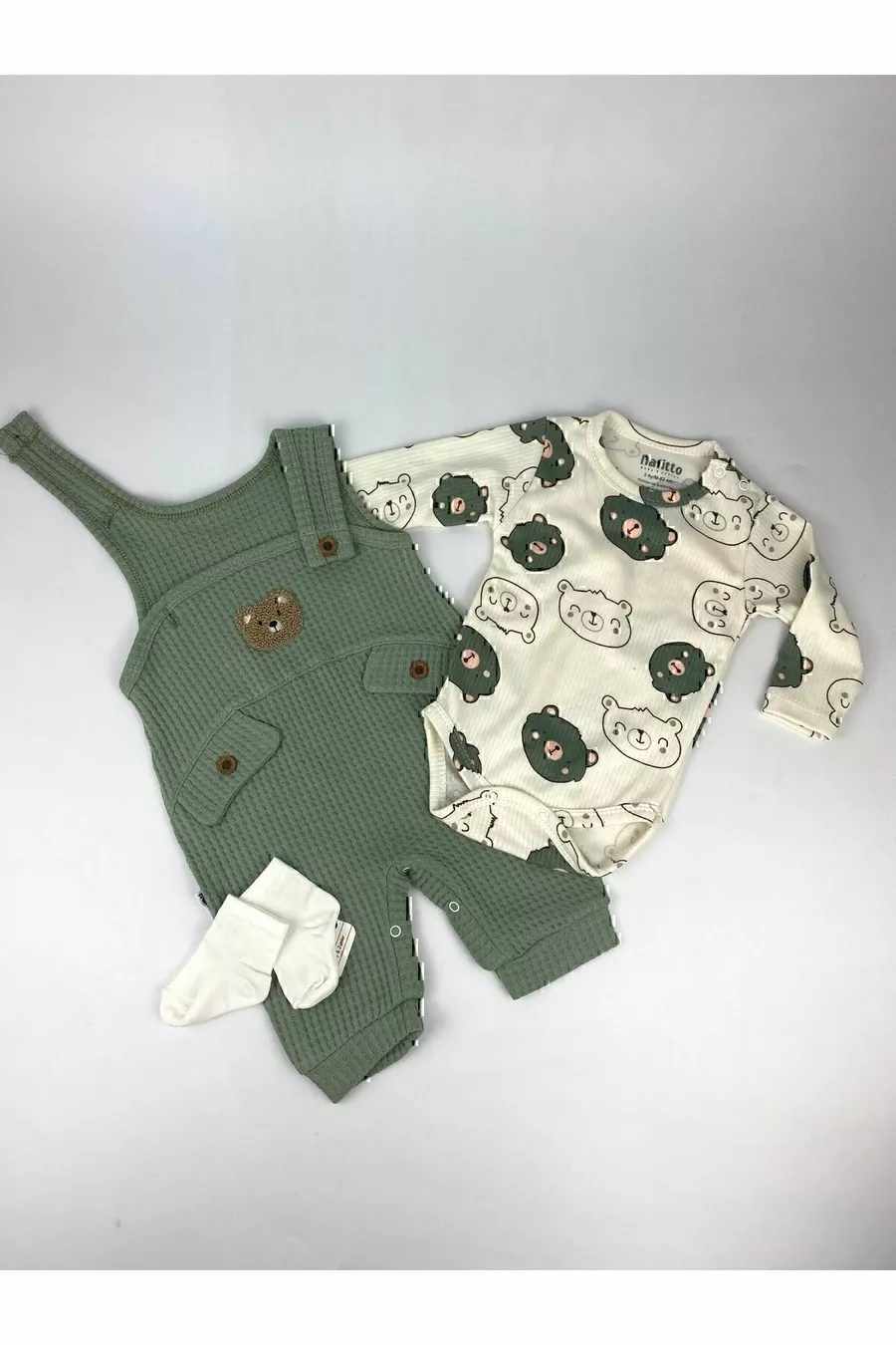 Grenouillère pour bébé garçon avec broderie d'ours, ensemble de 3 pièces – Body, grenouillère et chaussettes | Vêtements pour bébé de 3, 6, 9 mois