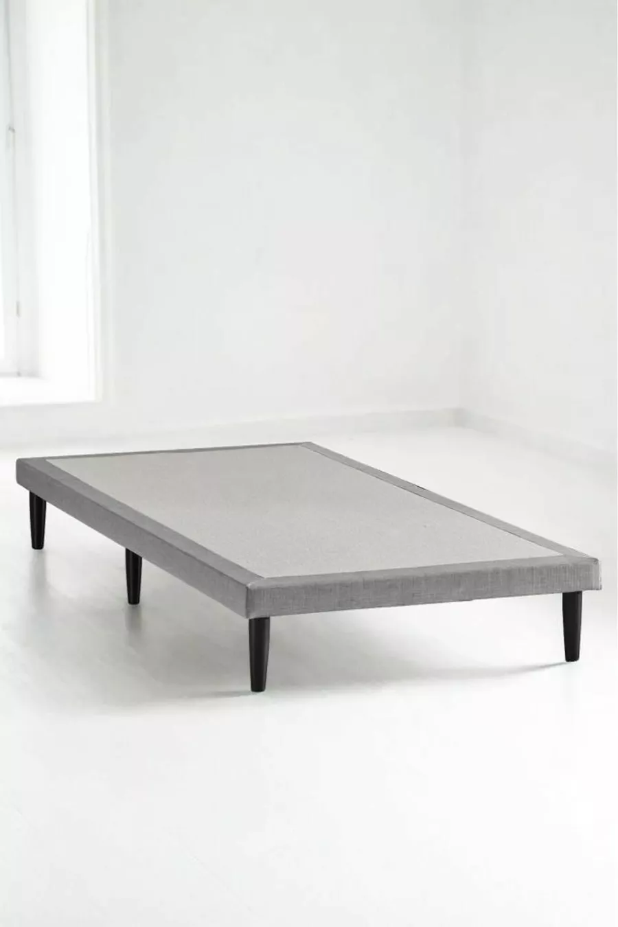 Niron Lit Simple - Sommier Simple - Cadre Métallique, Pieds Hauts et Lit en Tissu Lin