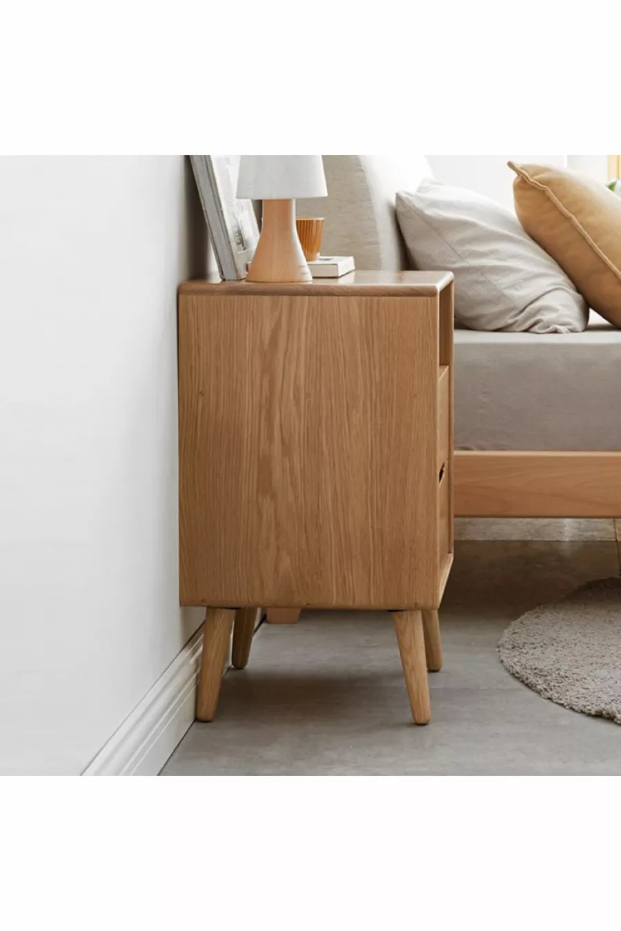 Table de chevet en bois massif Aura