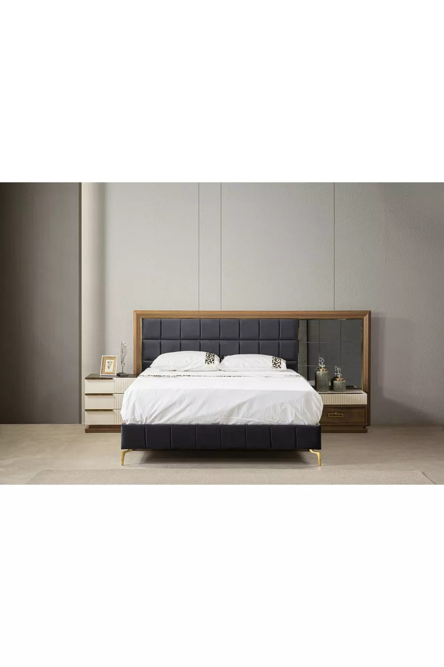 ENSEMBLE DE CHAMBRE À COUCHER NOBLE