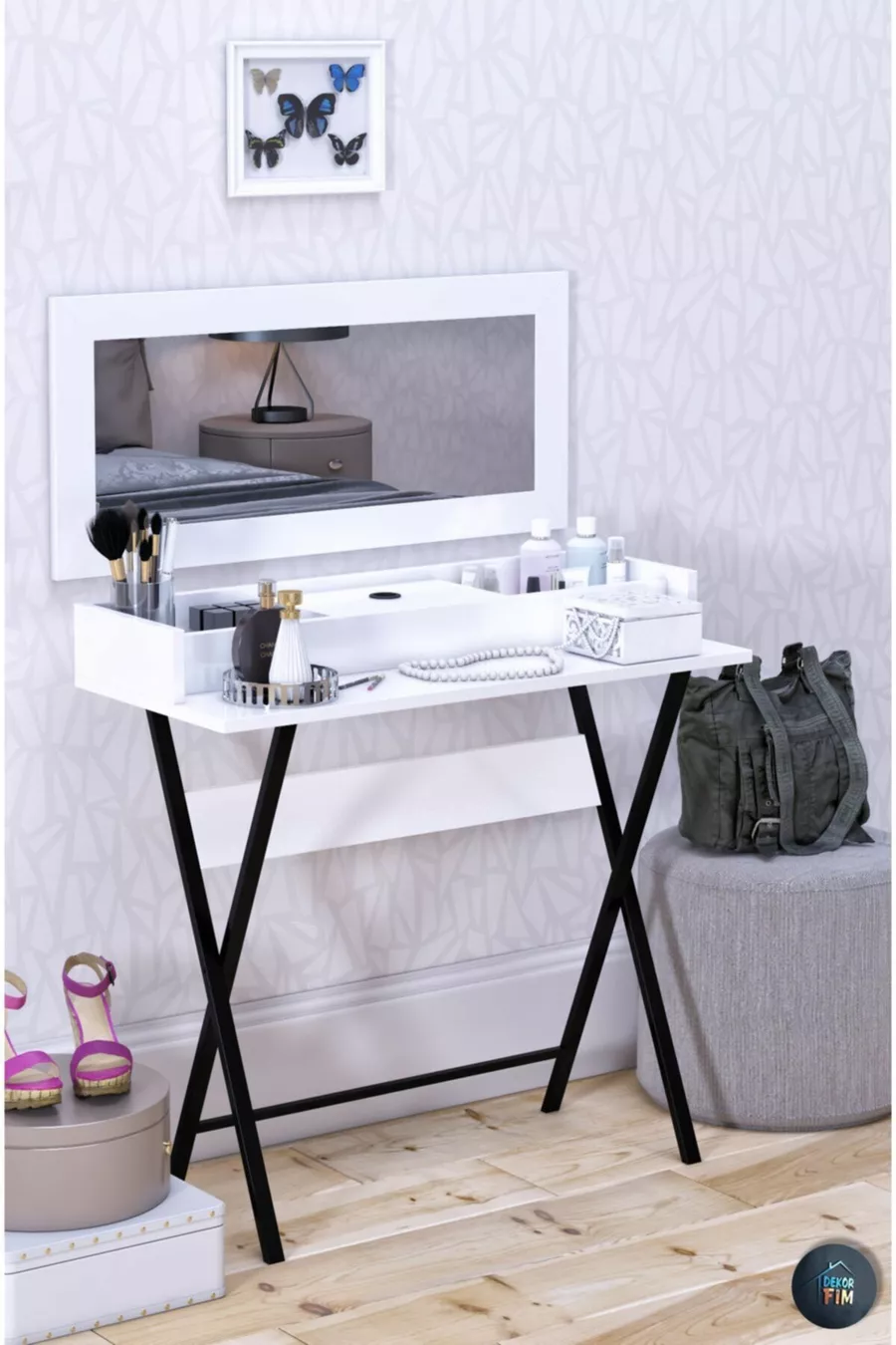 Coiffeuse élégante blanche