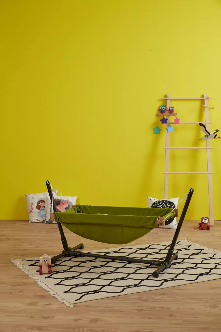 Berceau hamac pour poupée en bois avec support (Vert)