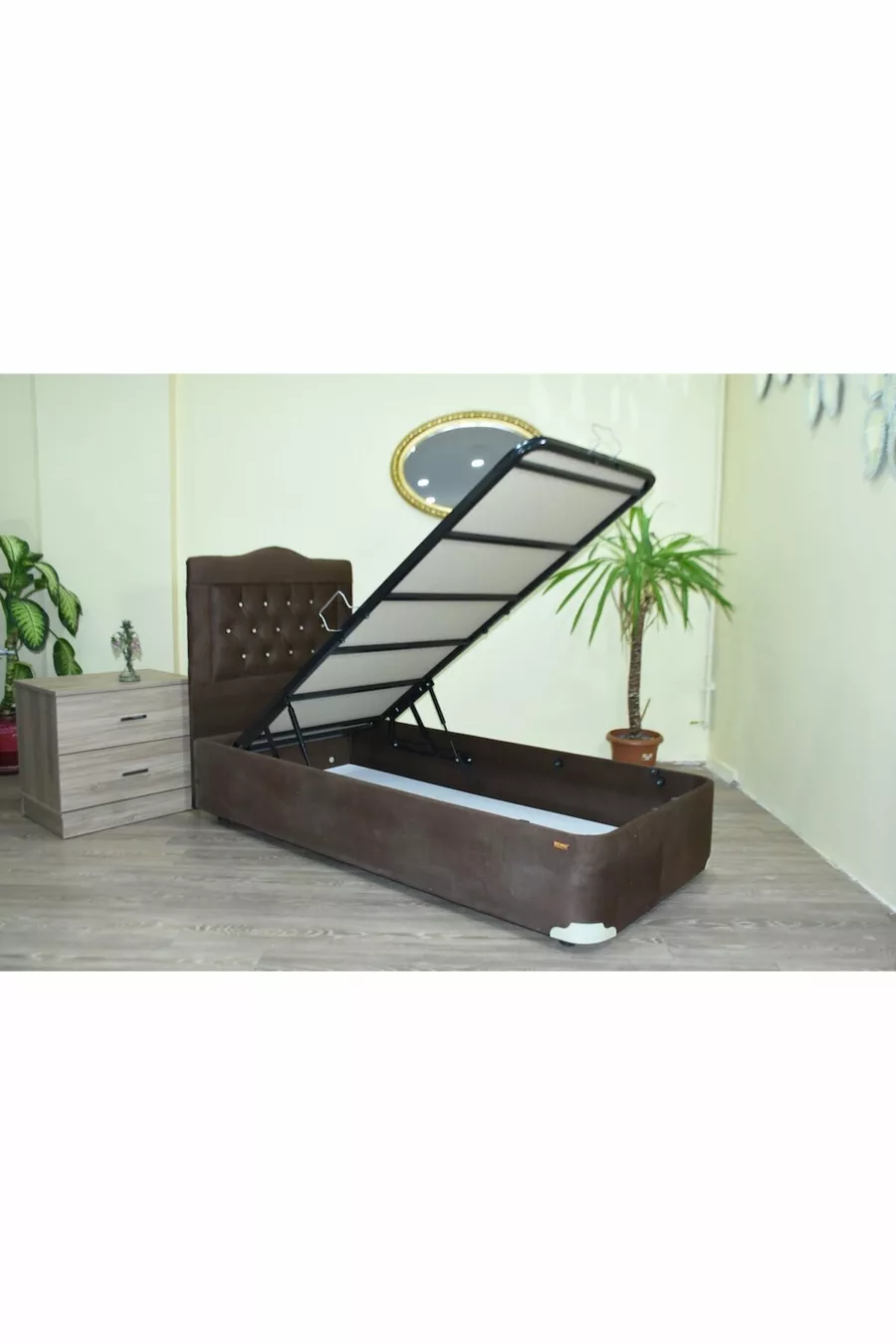 Base Tête Métal Acier * Tissu Marron Foncé en Poil de Cheval Fait Main