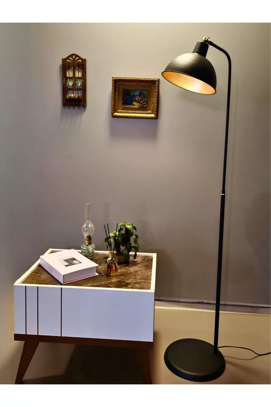 Dolce Lampadaire au sol de luxe avec corps en métal jaune-noir