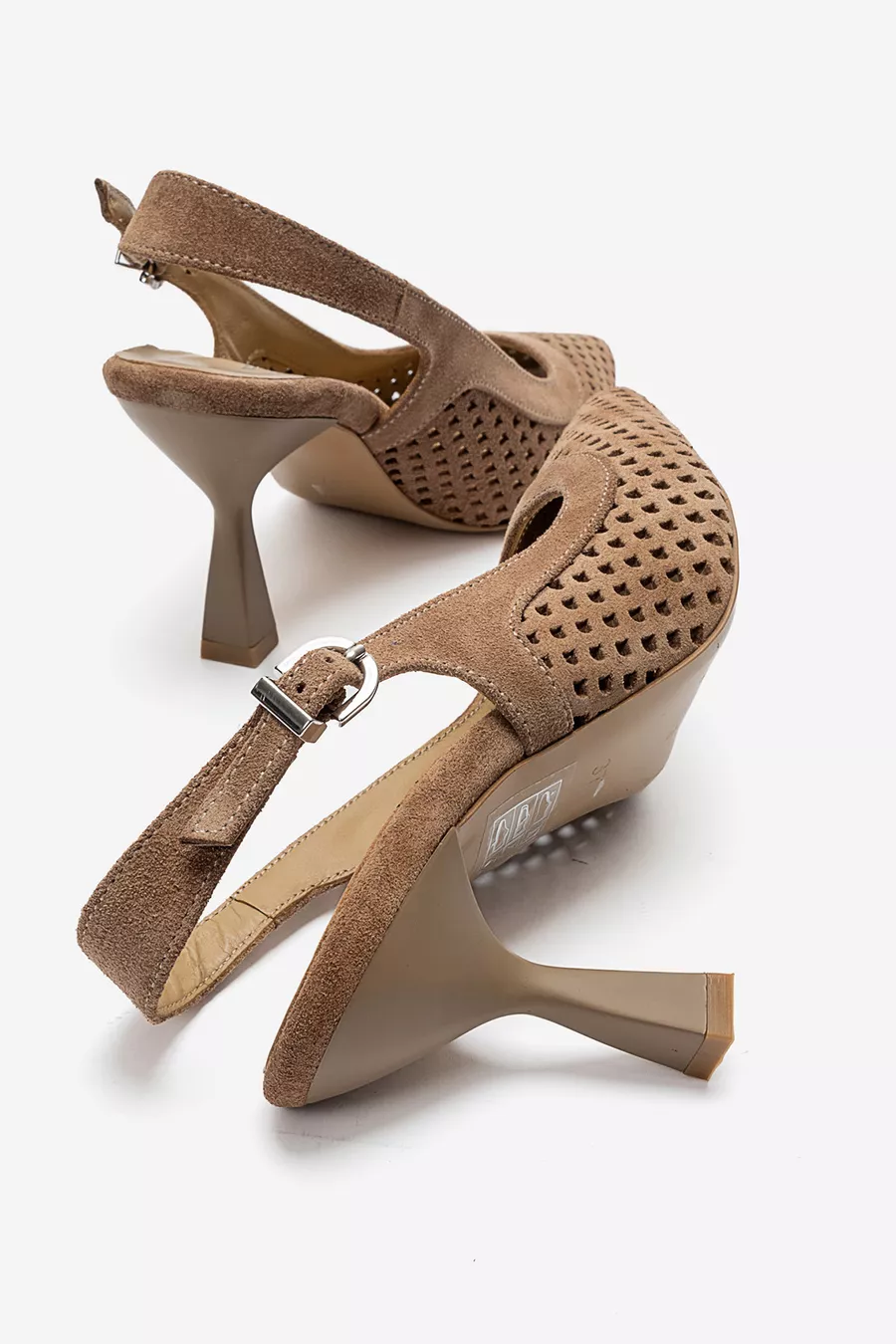 Chaussure à talon pour femme en cuir véritable, ouverte à l'arrière, perforée au laser, en suède Sıgarro