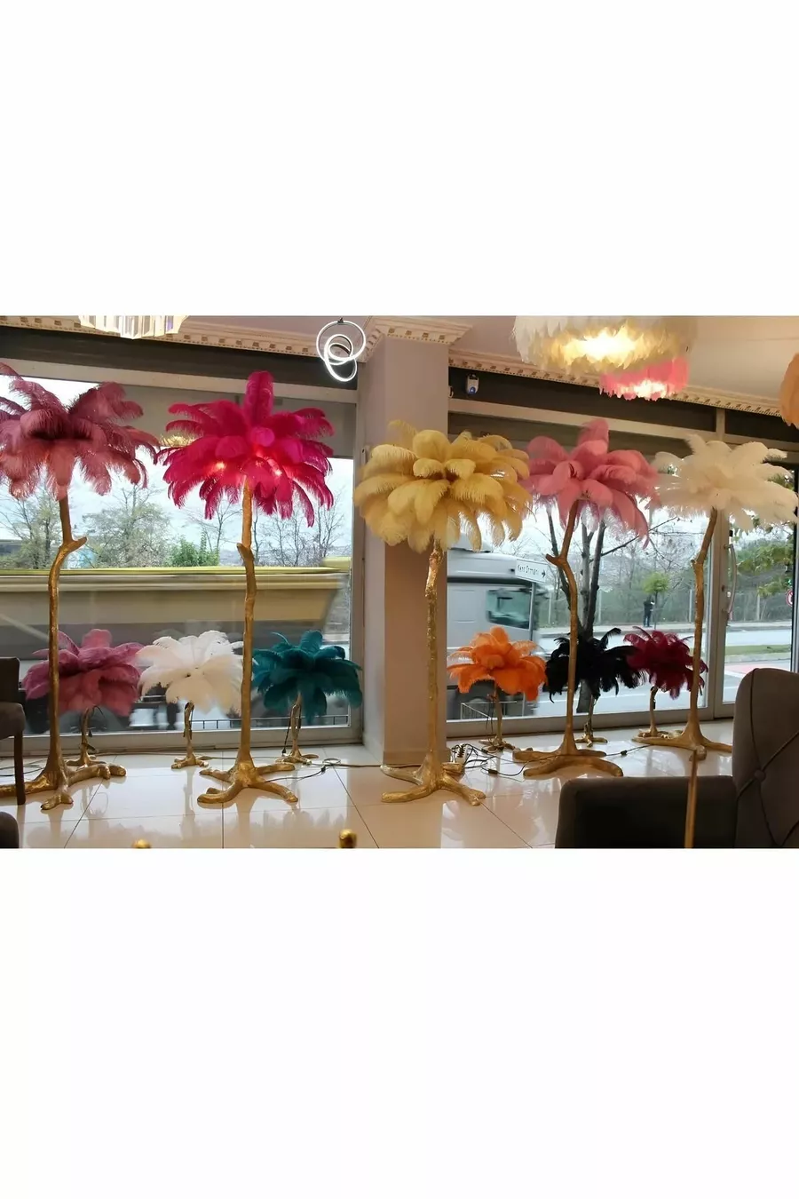 Plume d'autruche pour lampadaire