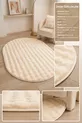 Tapis en peluche ovale crème avec dessous antidérapant, lavable, doux, pour salon et chambre