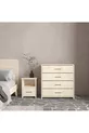 Commode en bois tendre Vernik à 4 tiroirs