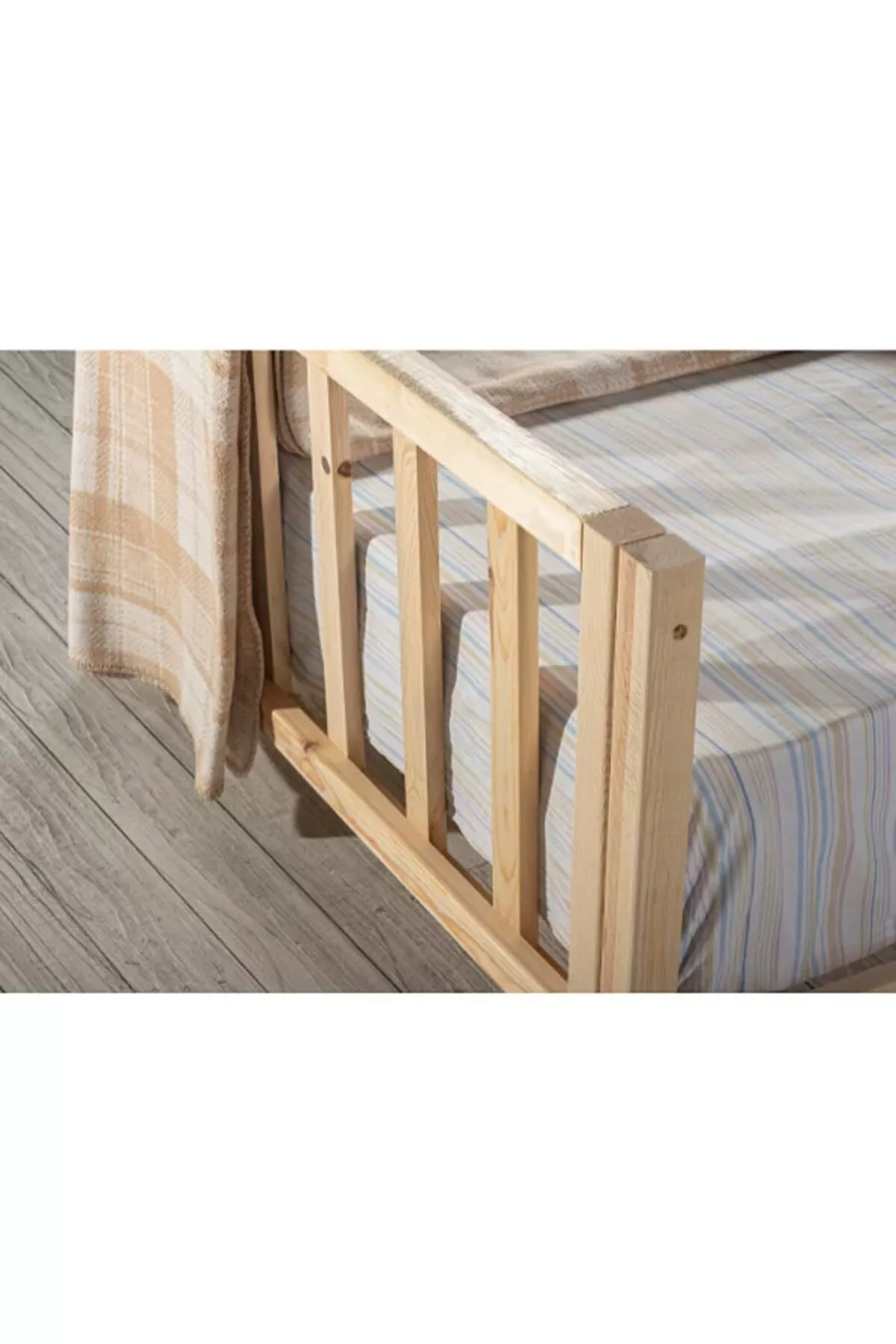 Lit Montessori en bois Pera