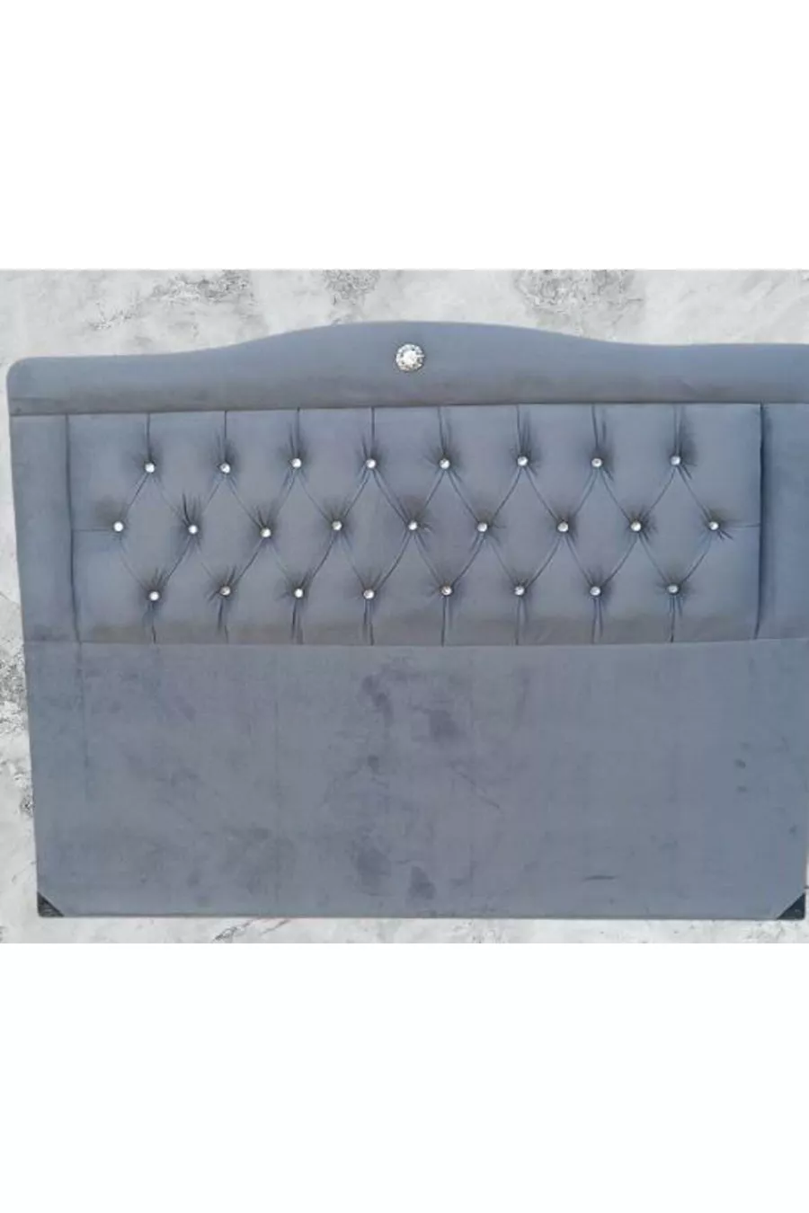 Tête de lit DK Double en tissu gris anthracite matelassé en plumes de poulain