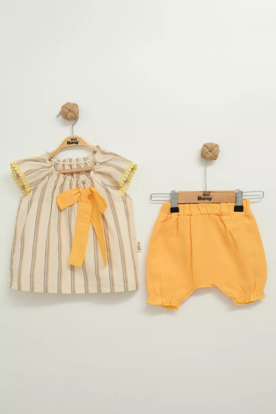 Ensemble fille 2 pièces en mousseline à rayures avec short et nœud
