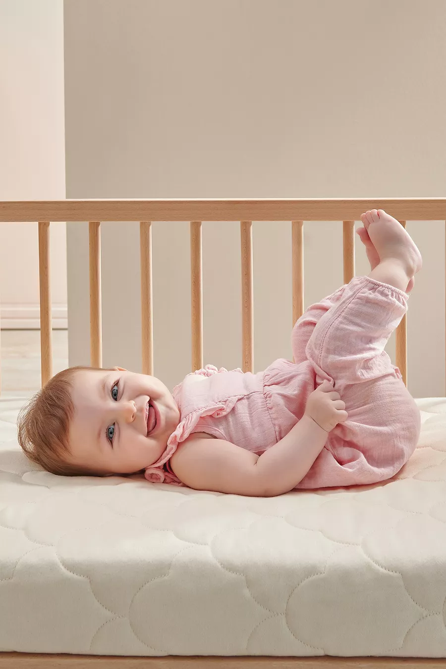 Matelas pour bébé avec housse lavable et contenu naturel Cottonia