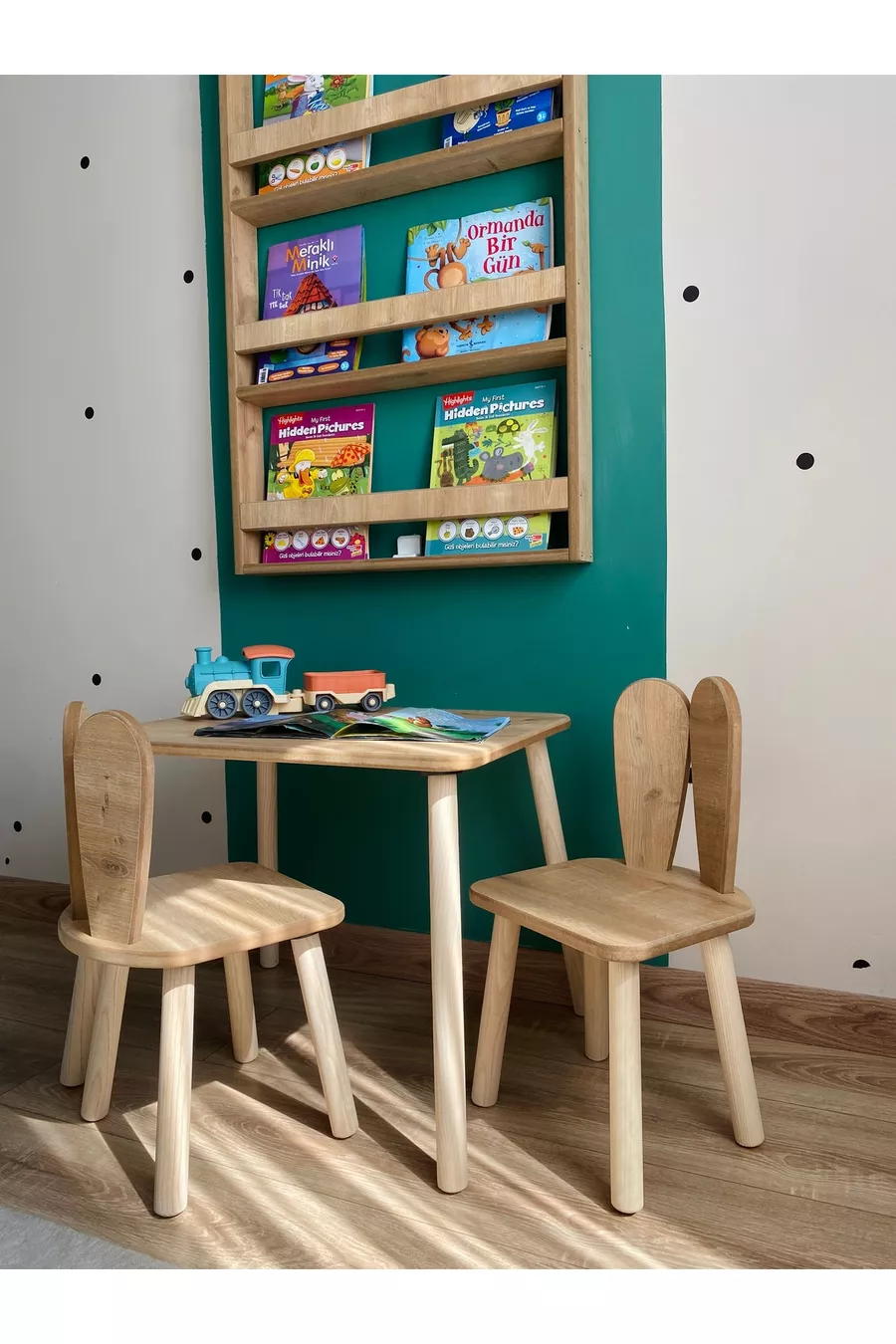 TABLE ET CHAISES D'ACTIVITÉ MONTESSORI 1 TABLE 2 CHAISES OREILLES DE LAPIN