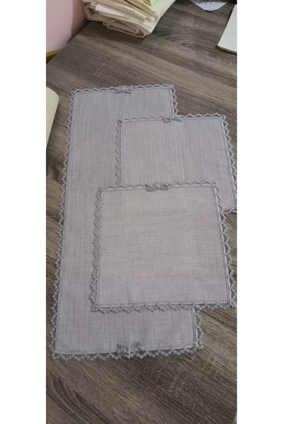 Ensemble de chambre à coucher / 3 pièces avec dentelle
