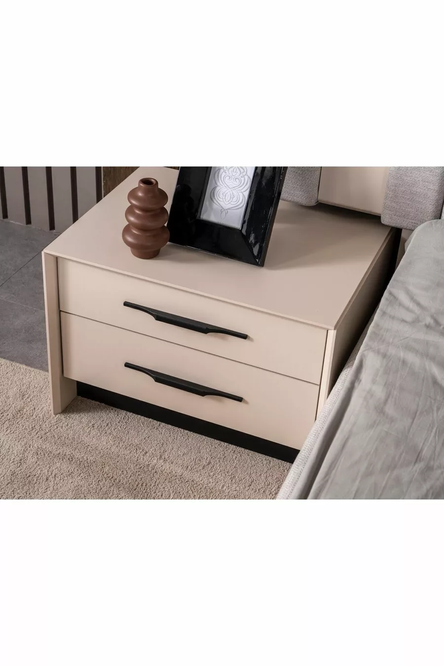 ENSEMBLE DE CHAMBRE À COUCHER ZÜMRÜT