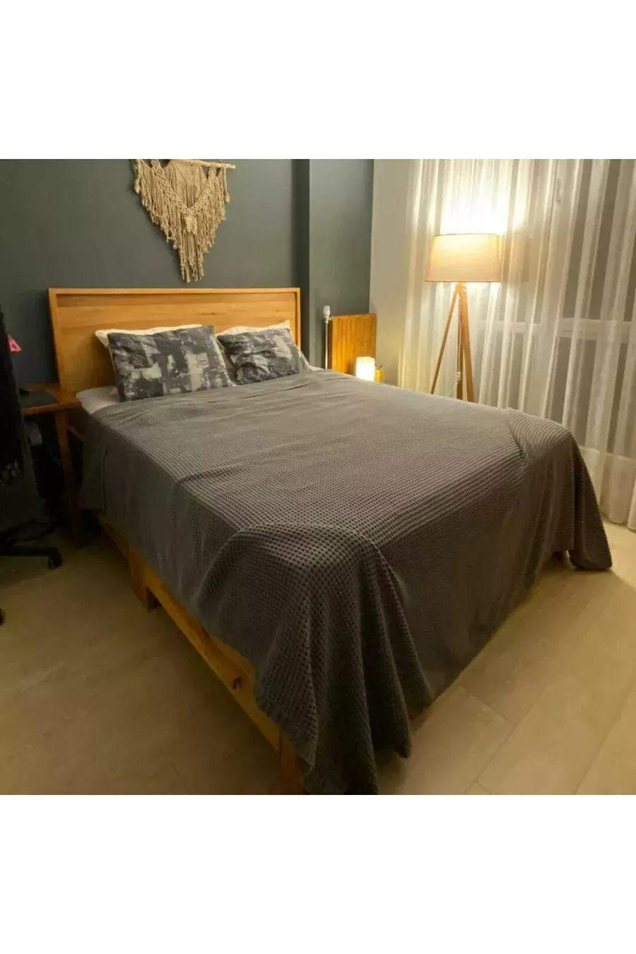Ensemble de chambre à coucher entièrement en bois massif sur mesure