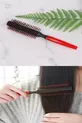 Brosse à cheveux ronde avec perles rouges, brosse à souffler fine pour hommes et femmes, brosse de soin capillaire pour salon de beauté