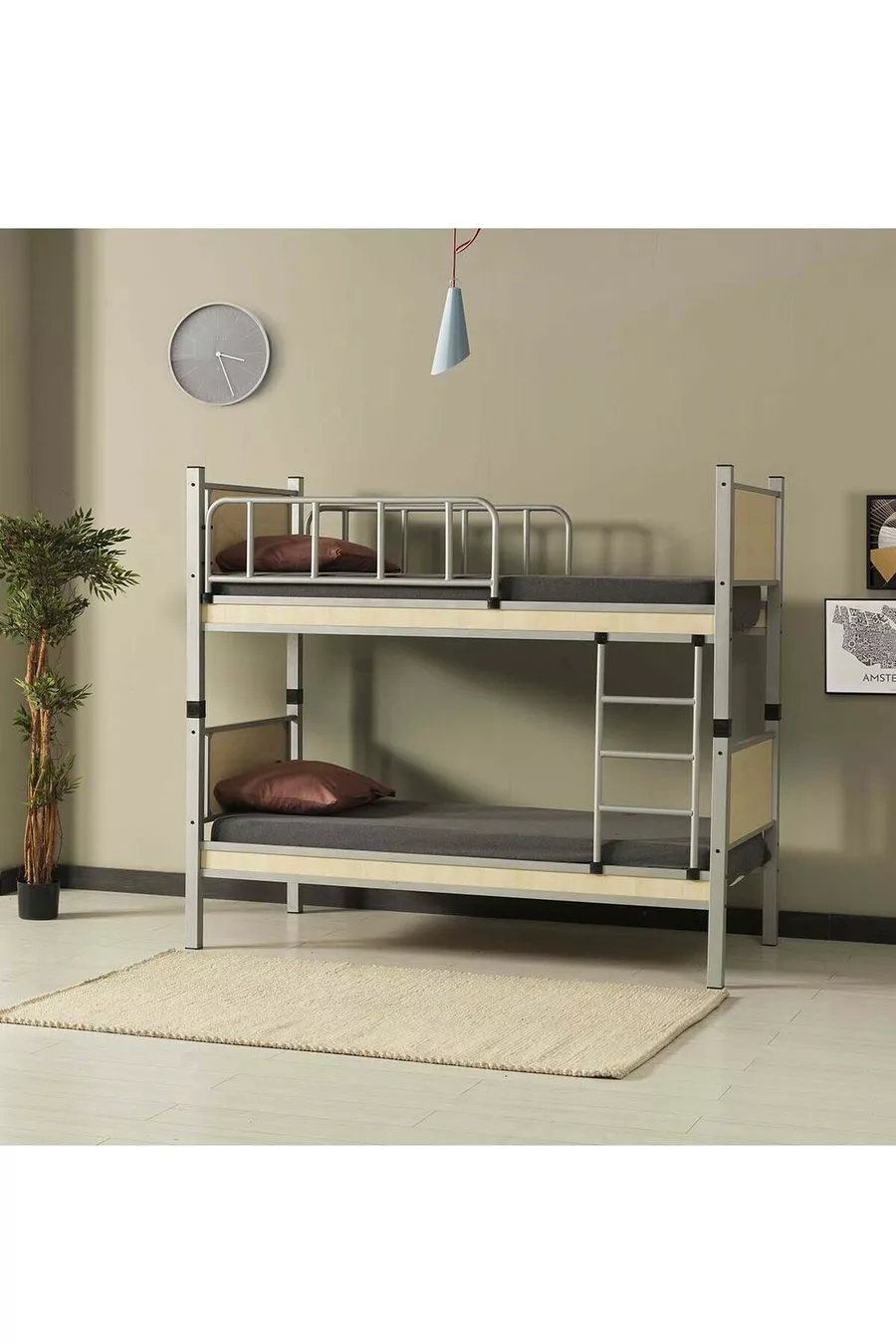 Chambre d'enfant Yurt avec lit superposé et lits en métal et bois