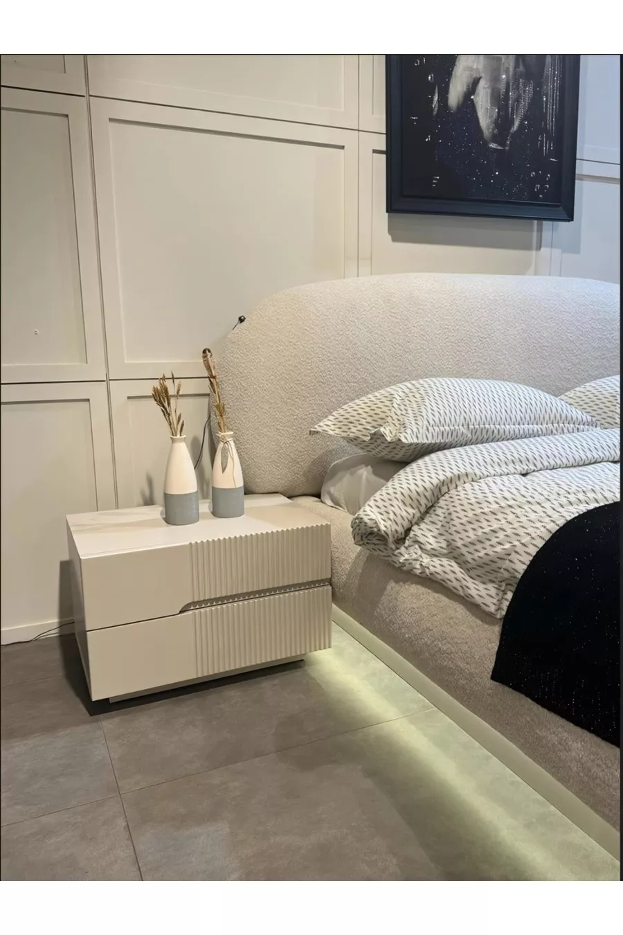 ENSEMBLE DE CHAMBRE AKRA AVEC 8 PORTES