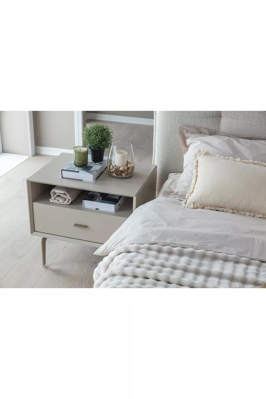 ENSEMBLE DE CHAMBRE À COUCHER PANDOR NOX, CRÈME