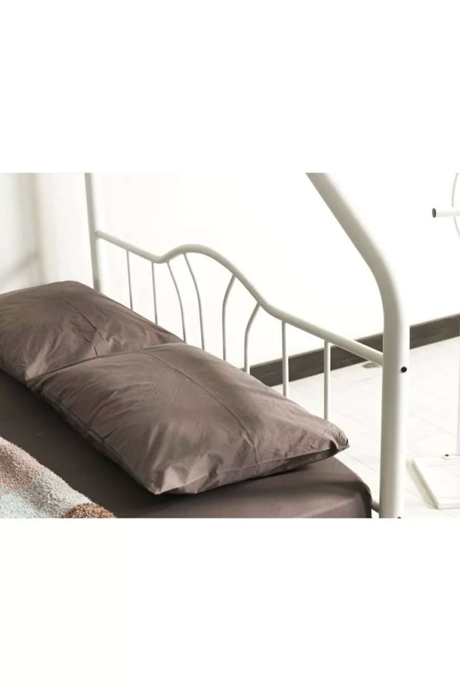 Lit superposé métallique pour invités d'été 3 places pour chambre parentale * + * cm