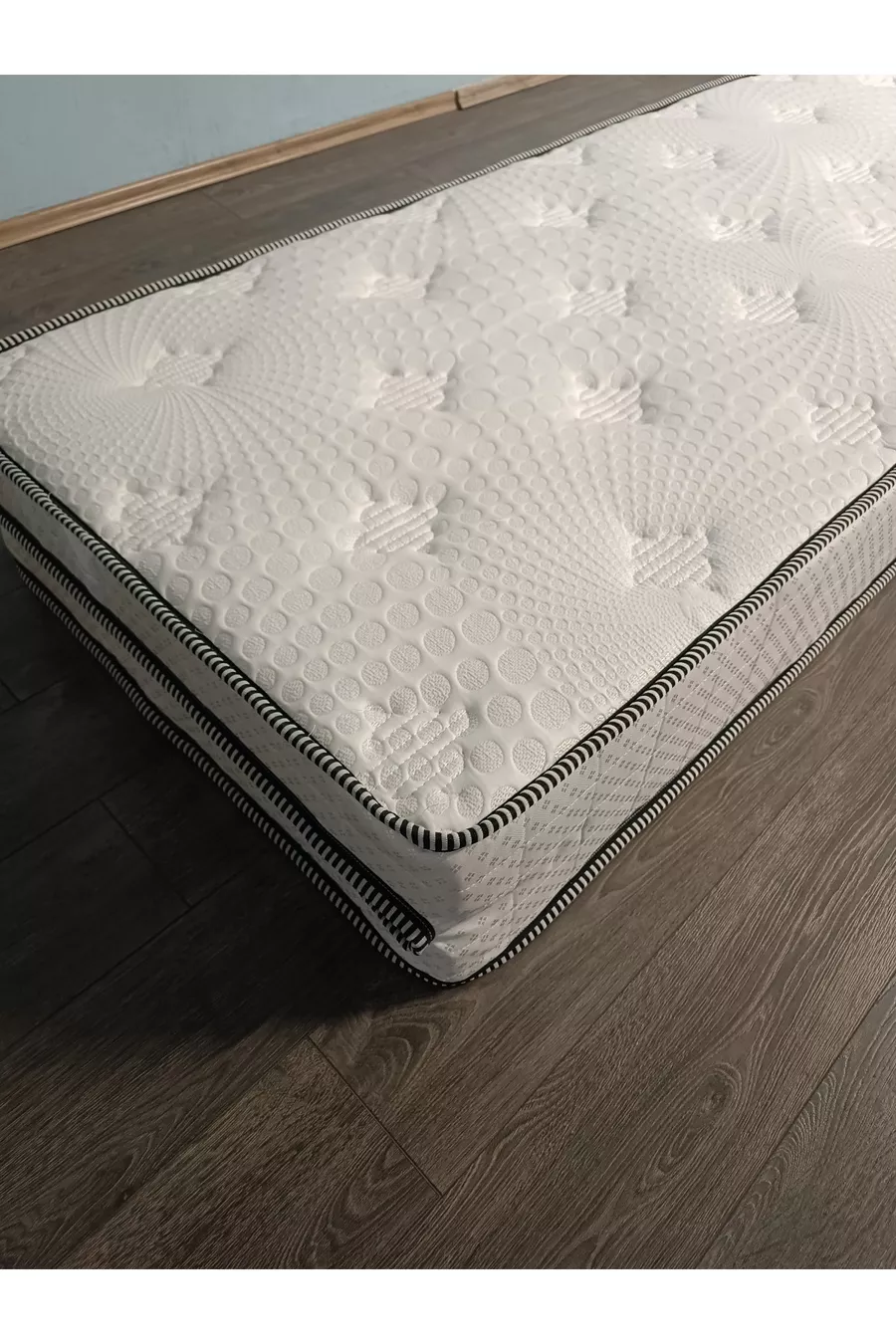 LIT EN MOUSSE PLIABLE CM ÉTAT OUVERT CM