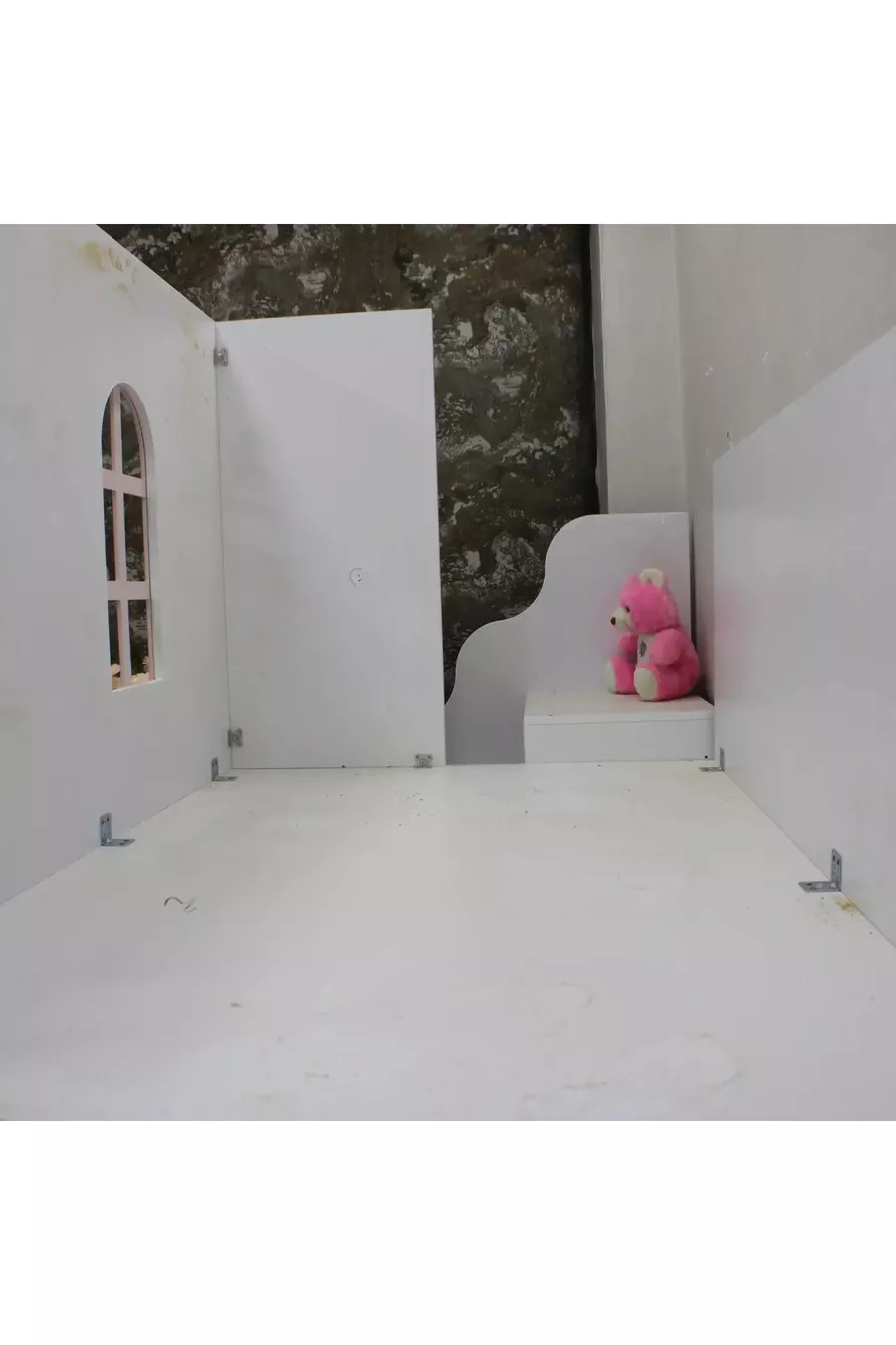 Lit superposé avec toboggan et lit bébé à Alaçatı