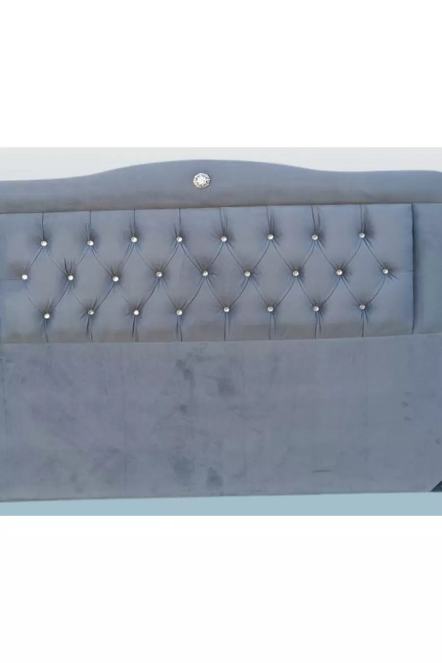 Tête de lit DK Double en tissu gris anthracite matelassé en plumes de poulain