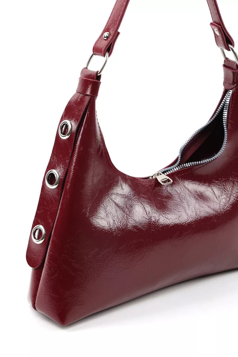 Sac à main et à épaule pour femme en cuir synthétique bordeaux à texture froissée, modèle , à un compartiment, forme baguette