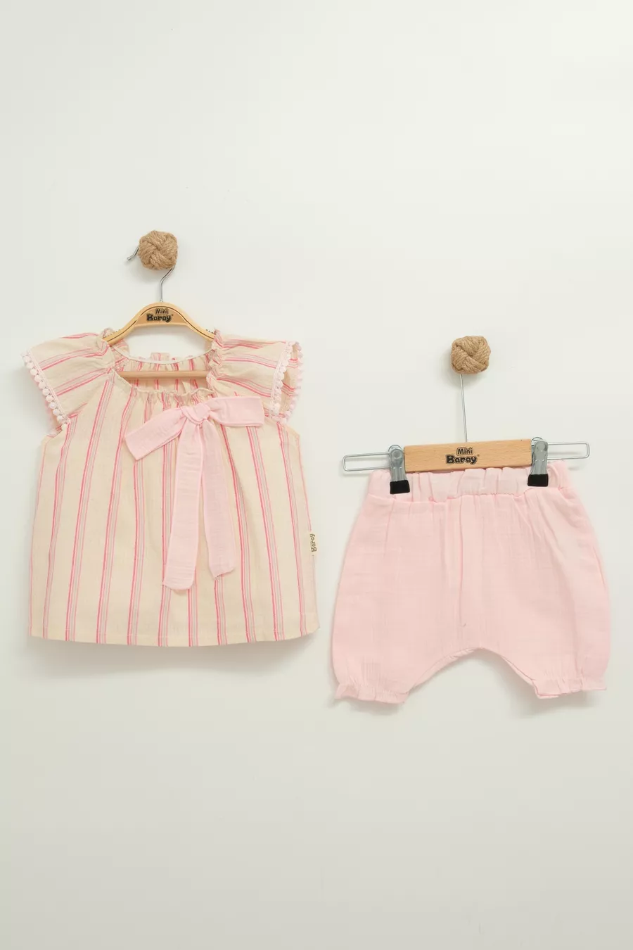 Ensemble de 2 pièces pour fille rayé avec short et nœud en mousseline