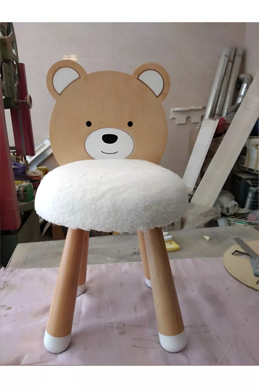 Chaise d'enfant en bois massif avec peluche Teddy
