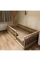 Lit Montessori naturel pour bébé et enfant avec lattes fréquentes et arrondies