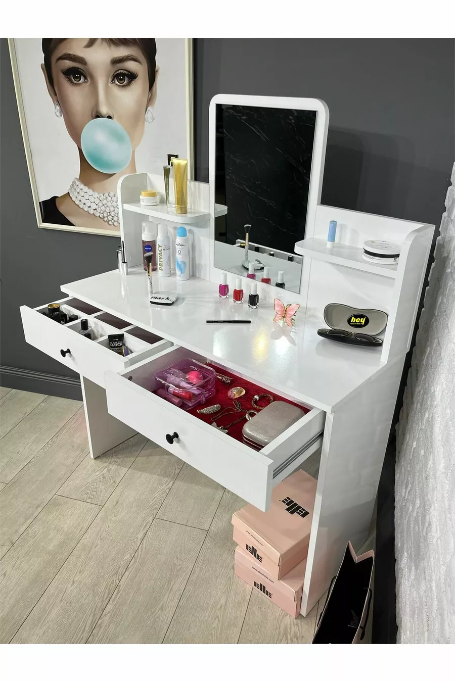 Coiffeuse avec miroir, table de toilette avec 2 tiroirs, organiseur de bijoux et étagère, blanc, cm