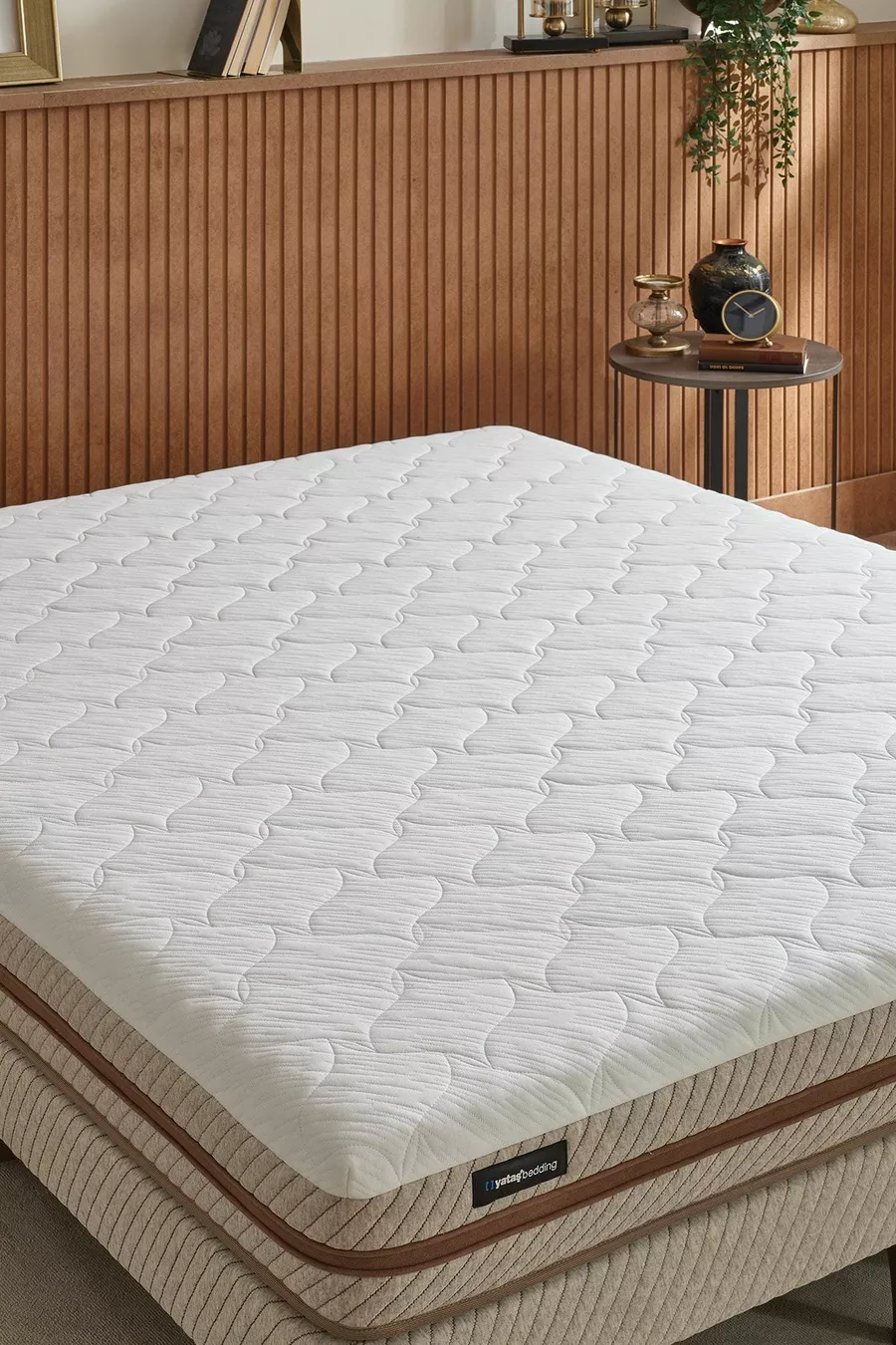 Matelas à ressorts ensachés orthopédique Sixty Plus