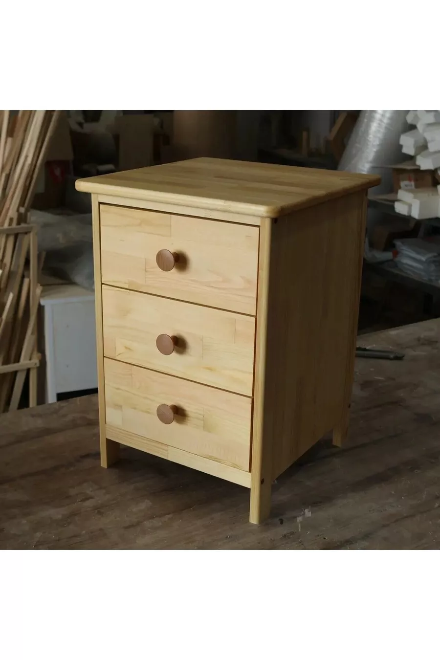 Chevet Nord Essence Collection en bois avec 3 tiroirs en pin massif de première qualité
